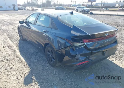 2022 Hyundai Elantra Sel from USA, damaged, VIN 5NPLM4AG2NH075703